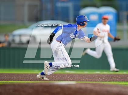 Thumbnail 2 in Spring Hill vs. Celina (UIL 4A Region II Final Game 2) photogallery.
