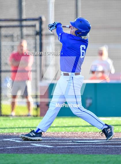 Thumbnail 1 in Spring Hill vs. Celina (UIL 4A Region II Final Game 2) photogallery.