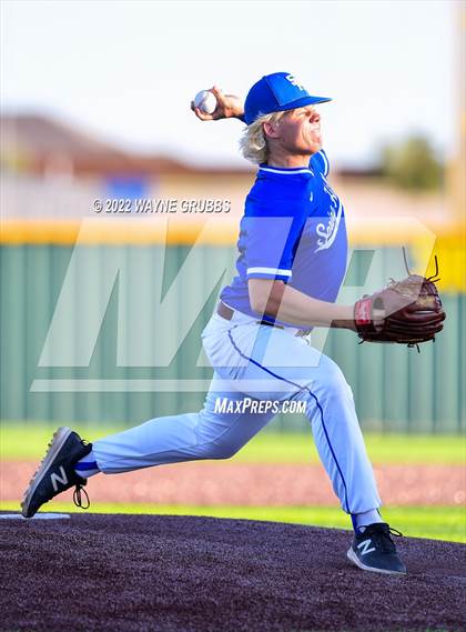 Thumbnail 3 in Spring Hill vs. Celina (UIL 4A Region II Final Game 2) photogallery.