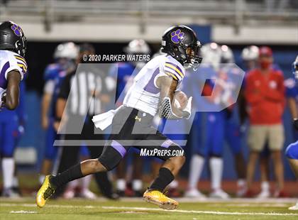 Thumbnail 2 in Edna Karr @ John Curtis Christian photogallery.