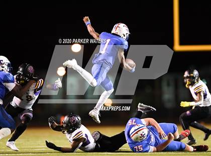 Thumbnail 2 in Edna Karr @ John Curtis Christian photogallery.