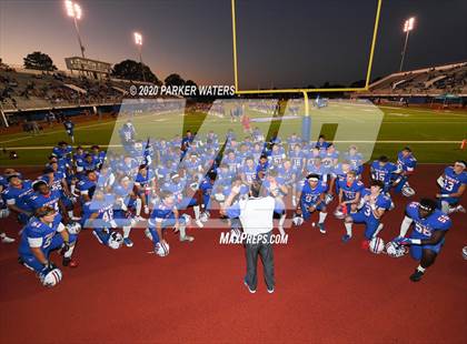 Thumbnail 1 in Edna Karr @ John Curtis Christian photogallery.