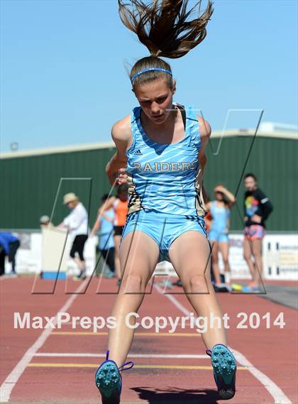 Thumbnail 1 in Reno League Track Meet photogallery.