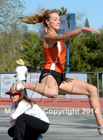 Thumbnail 1 in Reno League Track Meet photogallery.