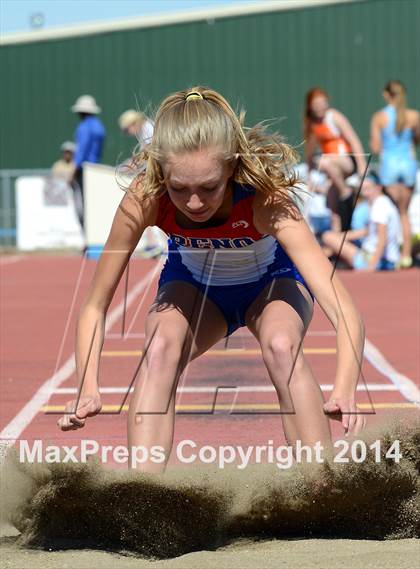 Thumbnail 1 in Reno League Track Meet photogallery.
