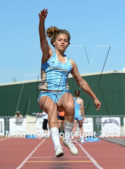 Thumbnail 3 in Reno League Track Meet photogallery.