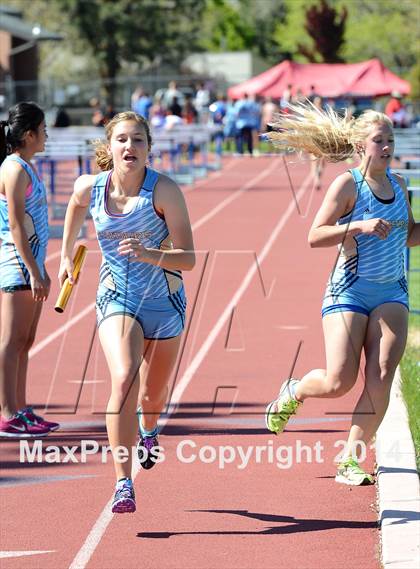 Thumbnail 1 in Reno League Track Meet photogallery.