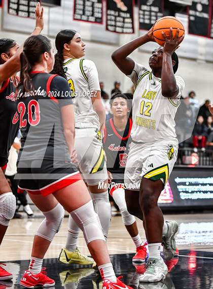 Thumbnail 2 in Ontario Christian vs. Mater Dei photogallery.
