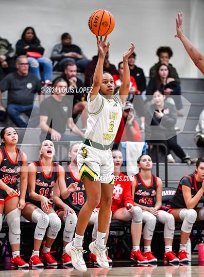 Thumbnail 3 in Ontario Christian vs. Mater Dei photogallery.
