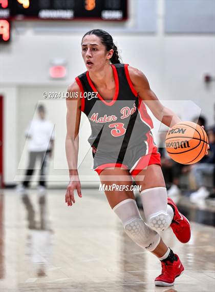 Thumbnail 1 in Ontario Christian vs. Mater Dei photogallery.
