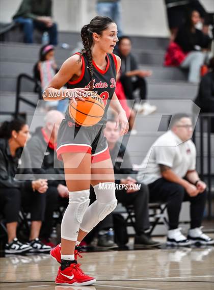 Thumbnail 3 in Ontario Christian vs. Mater Dei photogallery.