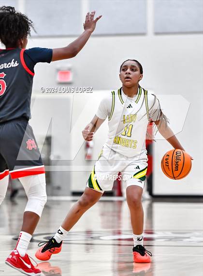 Thumbnail 2 in Ontario Christian vs. Mater Dei photogallery.