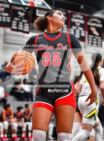 Thumbnail 2 in Ontario Christian vs. Mater Dei photogallery.