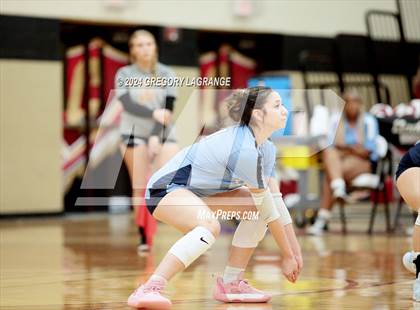 Thumbnail 2 in Bell vs Keller Central photogallery.