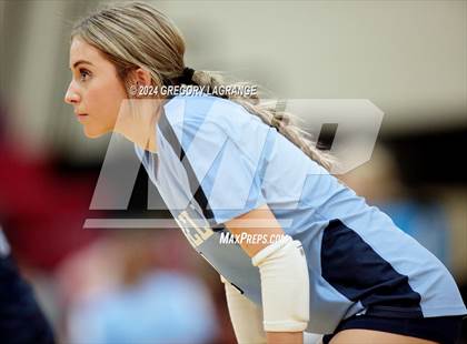 Thumbnail 3 in Bell vs Keller Central photogallery.