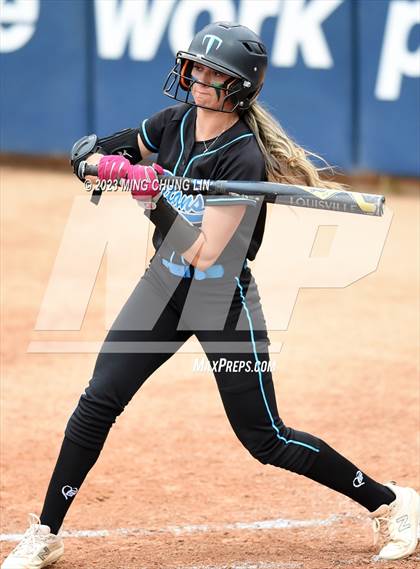 Thumbnail 2 in Great Oak vs. Grand Terrace (CIF SS D2 Final) photogallery.