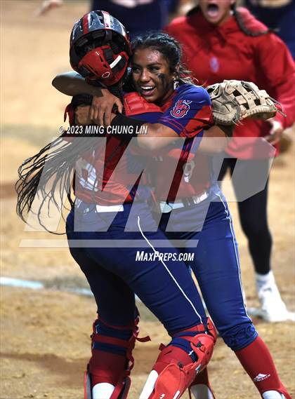 Thumbnail 3 in Great Oak vs. Grand Terrace (CIF SS D2 Final) photogallery.