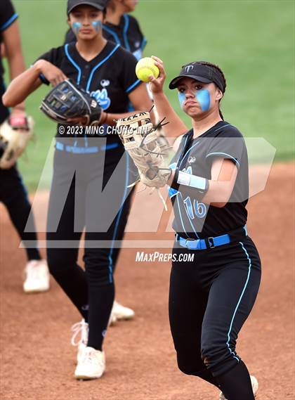 Thumbnail 2 in Great Oak vs. Grand Terrace (CIF SS D2 Final) photogallery.