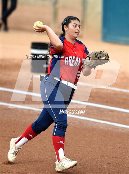 Thumbnail 2 in Great Oak vs. Grand Terrace (CIF SS D2 Final) photogallery.