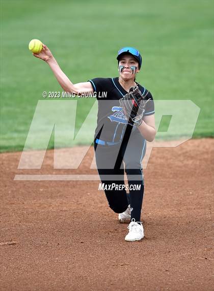 Thumbnail 3 in Great Oak vs. Grand Terrace (CIF SS D2 Final) photogallery.
