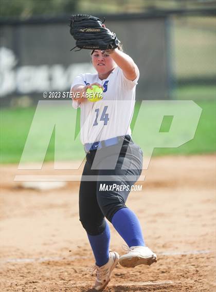 Thumbnail 1 in Cherokee Trail @ Grandview photogallery.