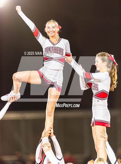 Thumbnail 2 in Arroyo @ Burlingame photogallery.