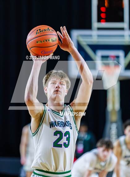 Thumbnail 1 in Lincoln vs. Edmonds-Woodway (WIAA  3A Quarter Final) photogallery.