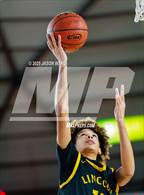 Photo from the gallery "Lincoln vs. Edmonds-Woodway (WIAA  3A Quarter Final)"