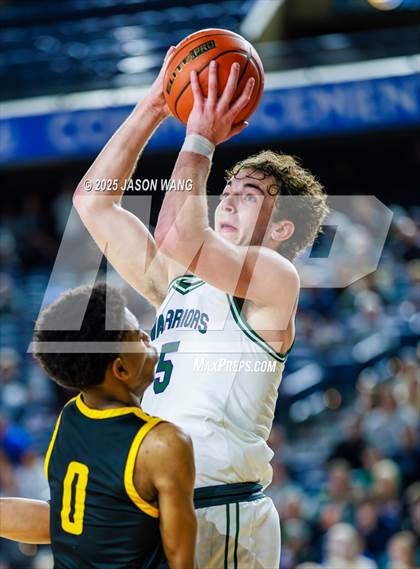 Thumbnail 2 in Lincoln vs. Edmonds-Woodway (WIAA  3A Quarter Final) photogallery.