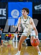 Photo from the gallery "Lincoln vs. Edmonds-Woodway (WIAA  3A Quarter Final)"
