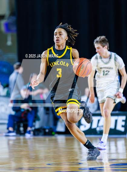 Thumbnail 2 in Lincoln vs. Edmonds-Woodway (WIAA  3A Quarter Final) photogallery.
