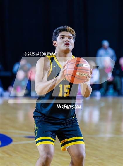 Thumbnail 3 in Lincoln vs. Edmonds-Woodway (WIAA  3A Quarter Final) photogallery.