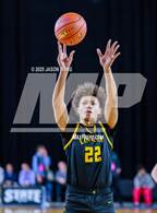 Photo from the gallery "Lincoln vs. Edmonds-Woodway (WIAA  3A Quarter Final)"