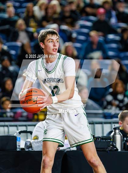 Thumbnail 3 in Lincoln vs. Edmonds-Woodway (WIAA  3A Quarter Final) photogallery.