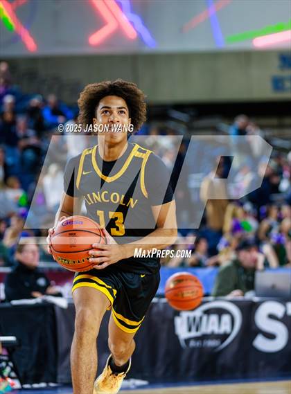 Thumbnail 3 in Lincoln vs. Edmonds-Woodway (WIAA  3A Quarter Final) photogallery.