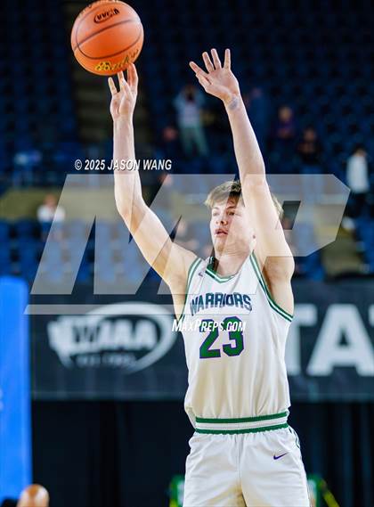 Thumbnail 3 in Lincoln vs. Edmonds-Woodway (WIAA  3A Quarter Final) photogallery.
