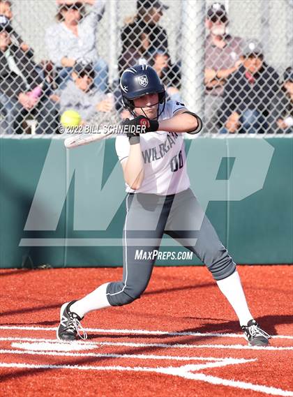 Thumbnail 3 in Marin Catholic vs. Moreau Catholic (CIF NCS D2 First Round) photogallery.