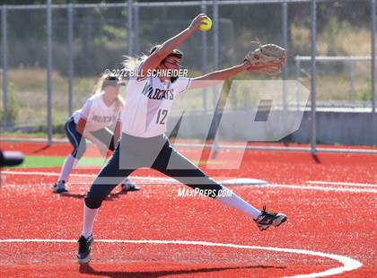 Thumbnail 3 in Marin Catholic vs. Moreau Catholic (CIF NCS D2 First Round) photogallery.