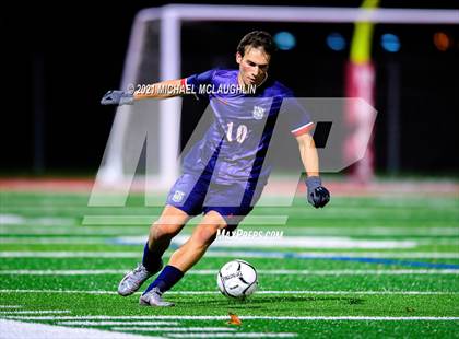 Thumbnail 2 in Locust Valley vs. Cold Spring Harbor (Nassau Sect VIII Class B Final) photogallery.