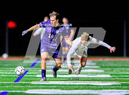 Thumbnail 1 in Locust Valley vs. Cold Spring Harbor (Nassau Sect VIII Class B Final) photogallery.