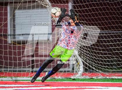 Thumbnail 2 in Locust Valley vs. Cold Spring Harbor (Nassau Sect VIII Class B Final) photogallery.