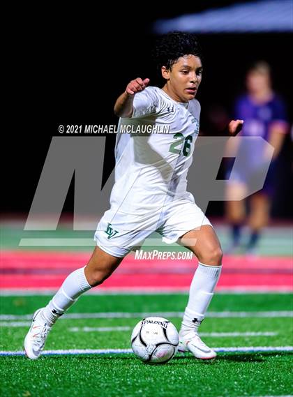 Thumbnail 2 in Locust Valley vs. Cold Spring Harbor (Nassau Sect VIII Class B Final) photogallery.