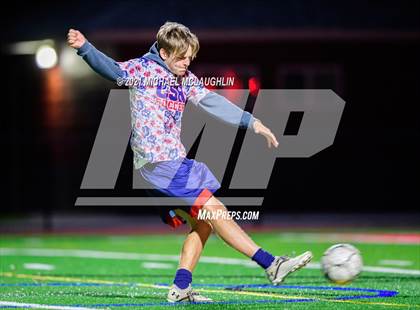 Thumbnail 1 in Locust Valley vs. Cold Spring Harbor (Nassau Sect VIII Class B Final) photogallery.