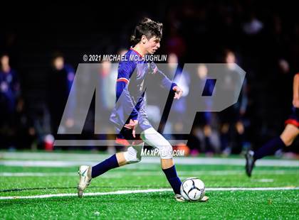 Thumbnail 2 in Locust Valley vs. Cold Spring Harbor (Nassau Sect VIII Class B Final) photogallery.