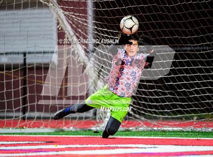 Thumbnail 3 in Locust Valley vs. Cold Spring Harbor (Nassau Sect VIII Class B Final) photogallery.
