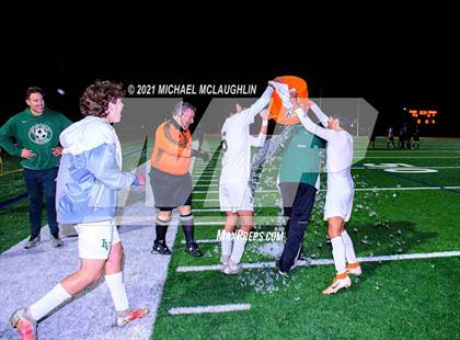 Thumbnail 1 in Locust Valley vs. Cold Spring Harbor (Nassau Sect VIII Class B Final) photogallery.