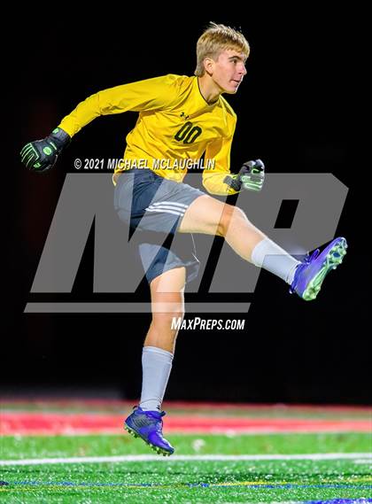 Thumbnail 1 in Locust Valley vs. Cold Spring Harbor (Nassau Sect VIII Class B Final) photogallery.