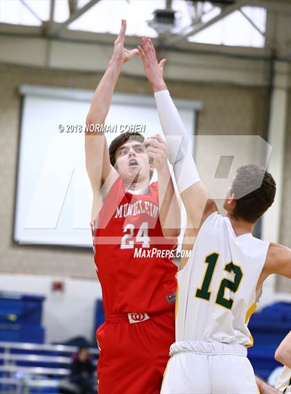 Thumbnail 1 in Mundelein @ Stevenson photogallery.