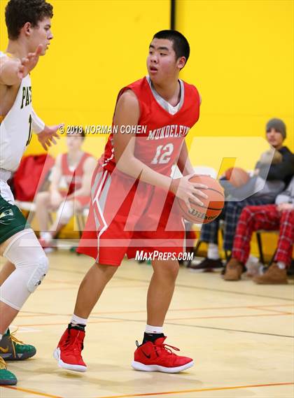 Thumbnail 1 in Mundelein @ Stevenson photogallery.