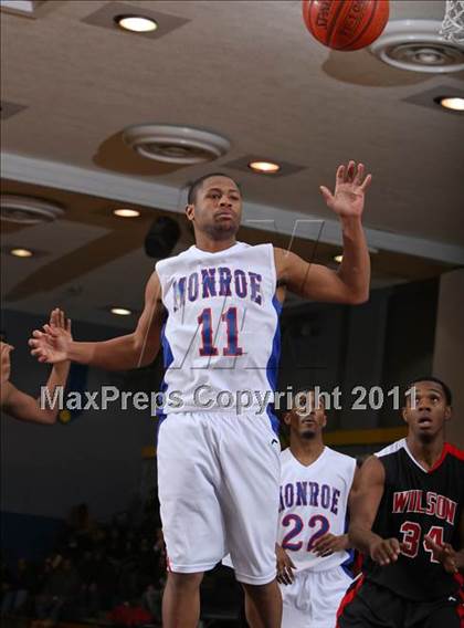 Thumbnail 3 in Monroe vs. Wilson Magnet photogallery.